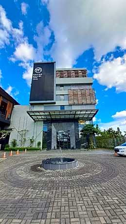 GRAND MIAMI HOTEL