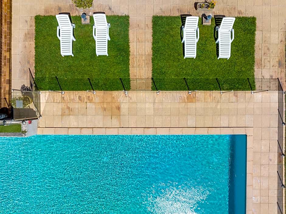 Noemys Toulon La Valette Hotel & Piscine