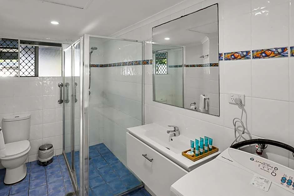 Agincourt Beachfront Apartments