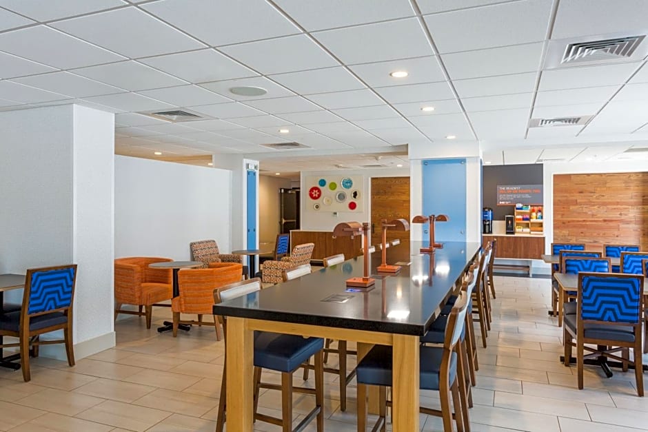 Holiday Inn Express Lorton