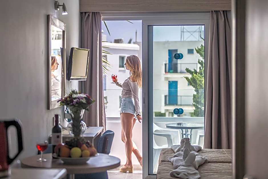 Paul Marie Hotel Apartments