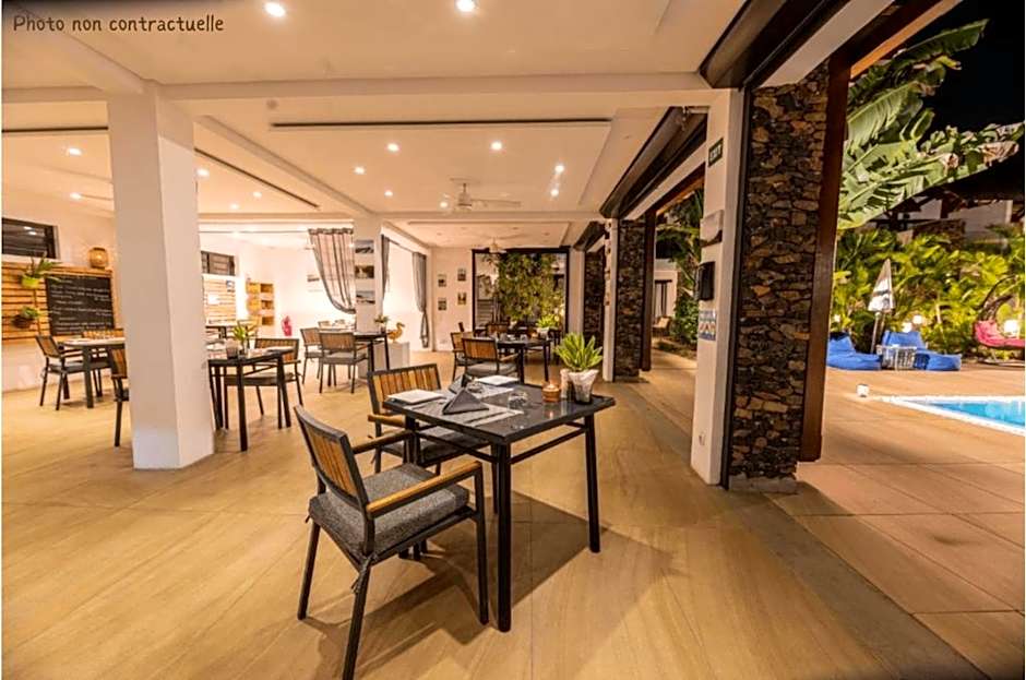 Toparadis Guest House