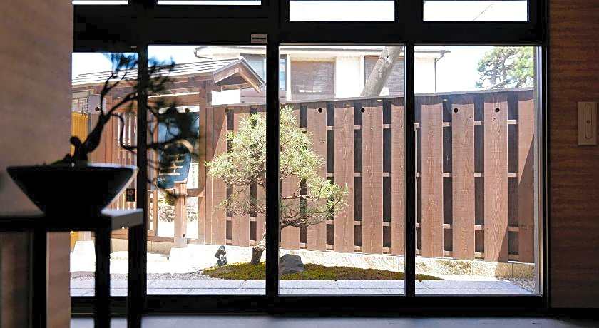 Waka Heian Shirakawa Hotel