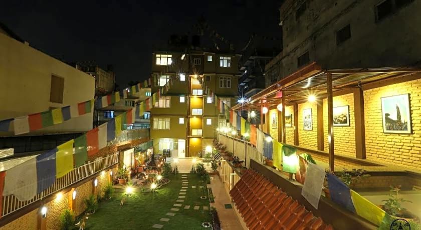 Aarya Chaitya Inn