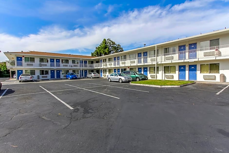 Motel 6-Santa Clara, CA