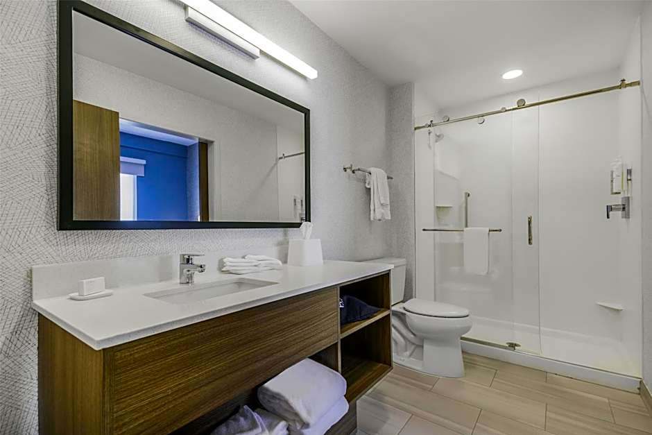 Home2 Suites by Hilton Cincinnati Midtown Oakley