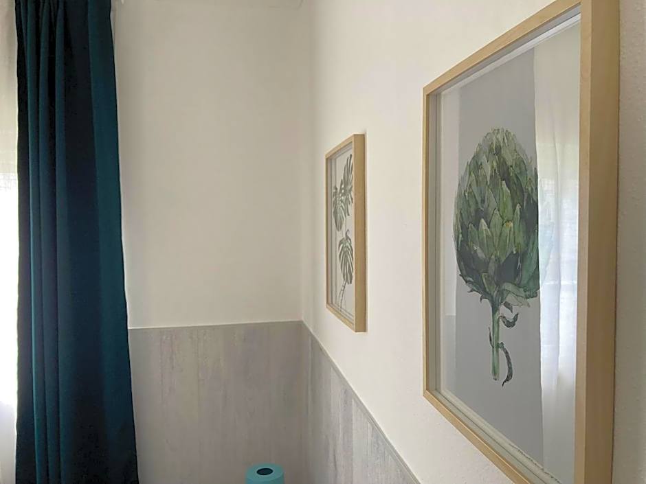 Surfer's Den Ericeira