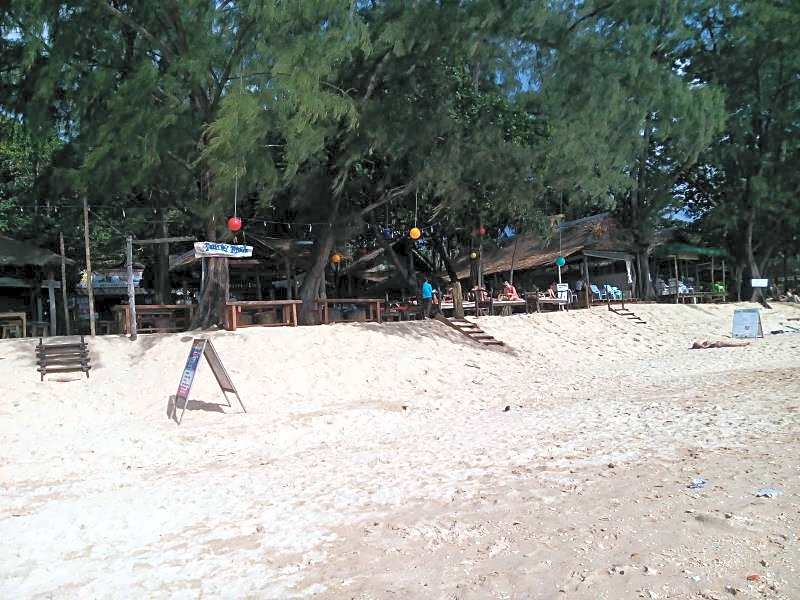 Chill Chill Long Beach Hostel