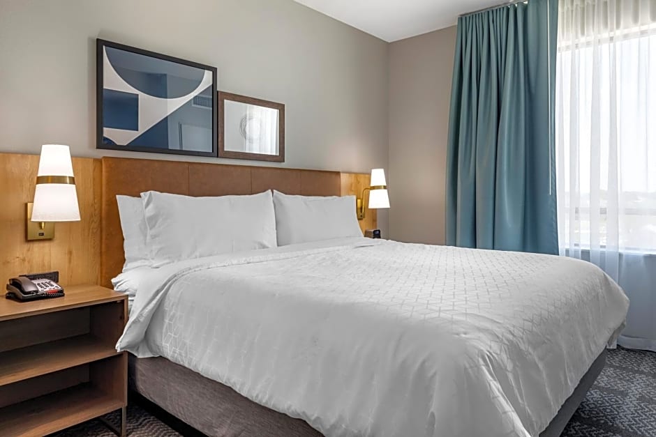 Staybridge Suites Dallas Grand Prairie By IHG