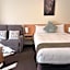 Tudor Lodge Motel