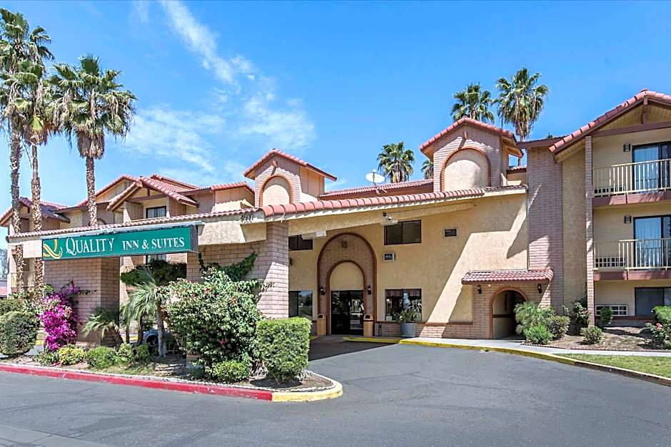 Quality Inn & Suites Bakersfield
