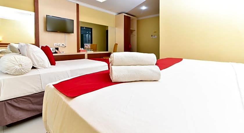 RedDoorz Plus near Mall Bali Galeria 2