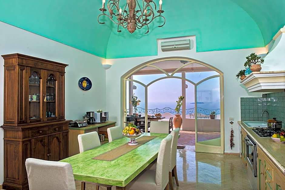 Villa Santa Chiara Positano Suites