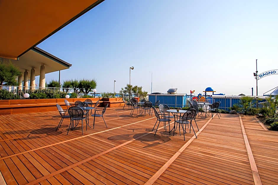 Hotel Cola Frontemare