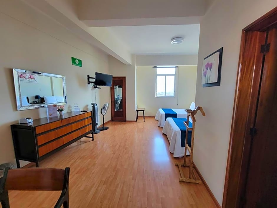 HOTEL TRUEBA