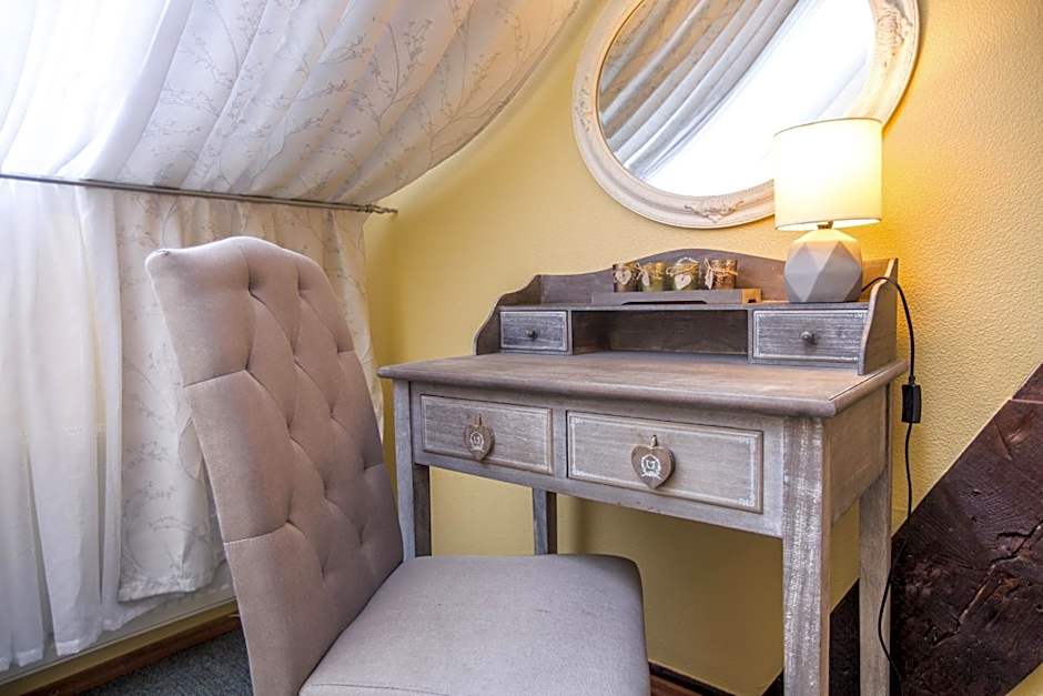 Jaunmoku Palace Complex Hotel