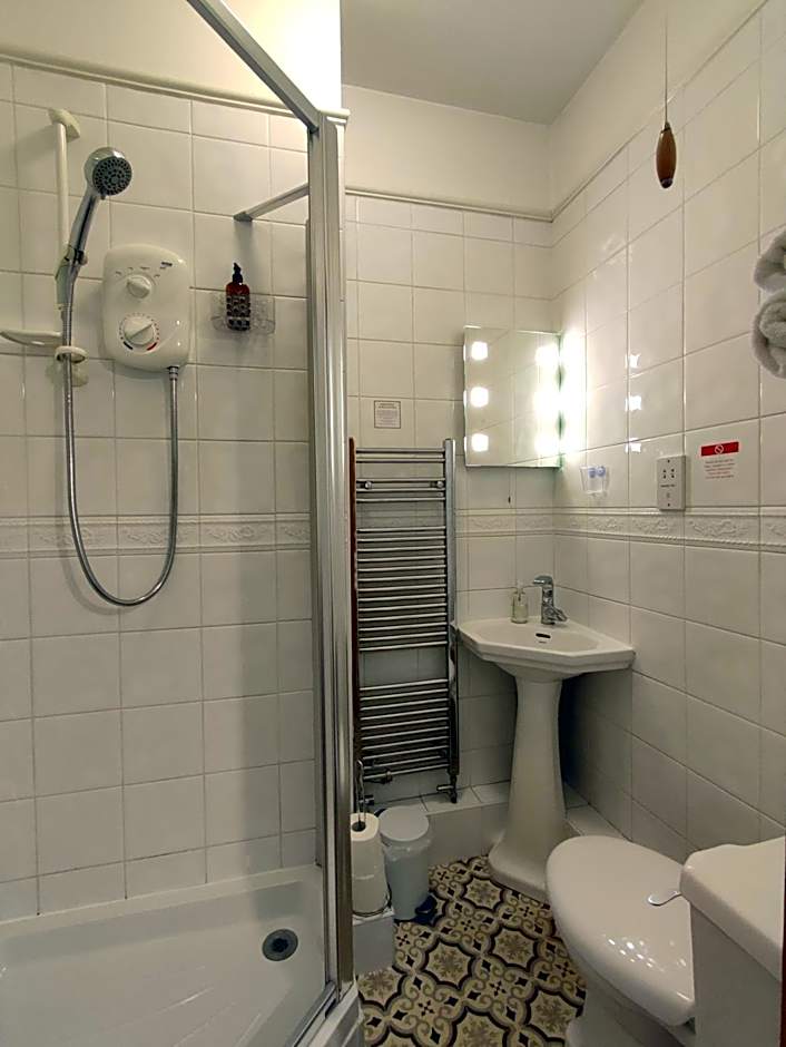 Anton Guest House Bed and Breakfast