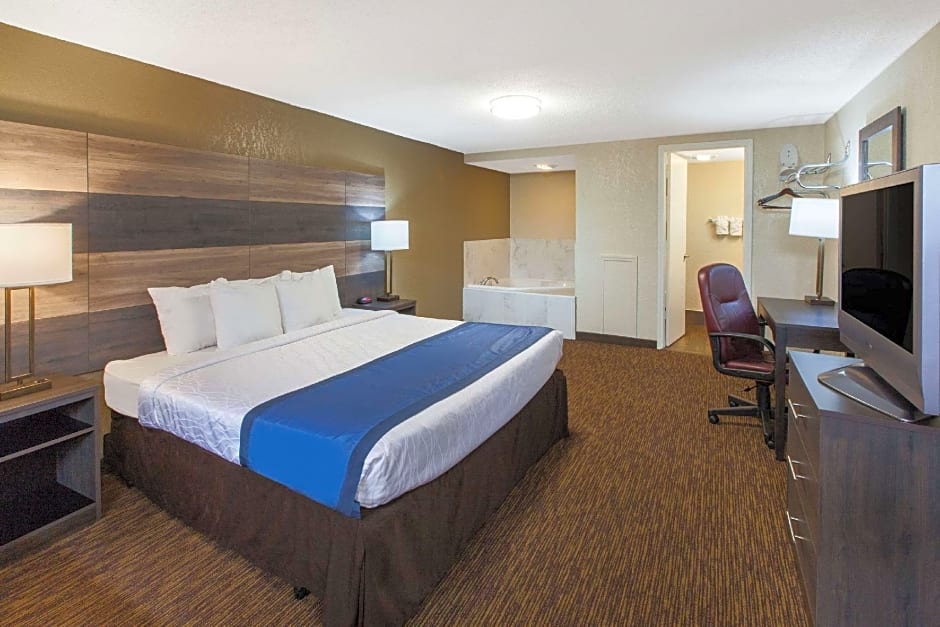 Baymont by Wyndham Downtown Detroit