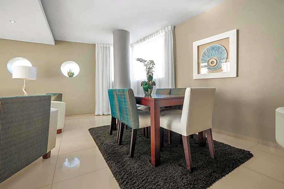 Aquarius Luxury Suites