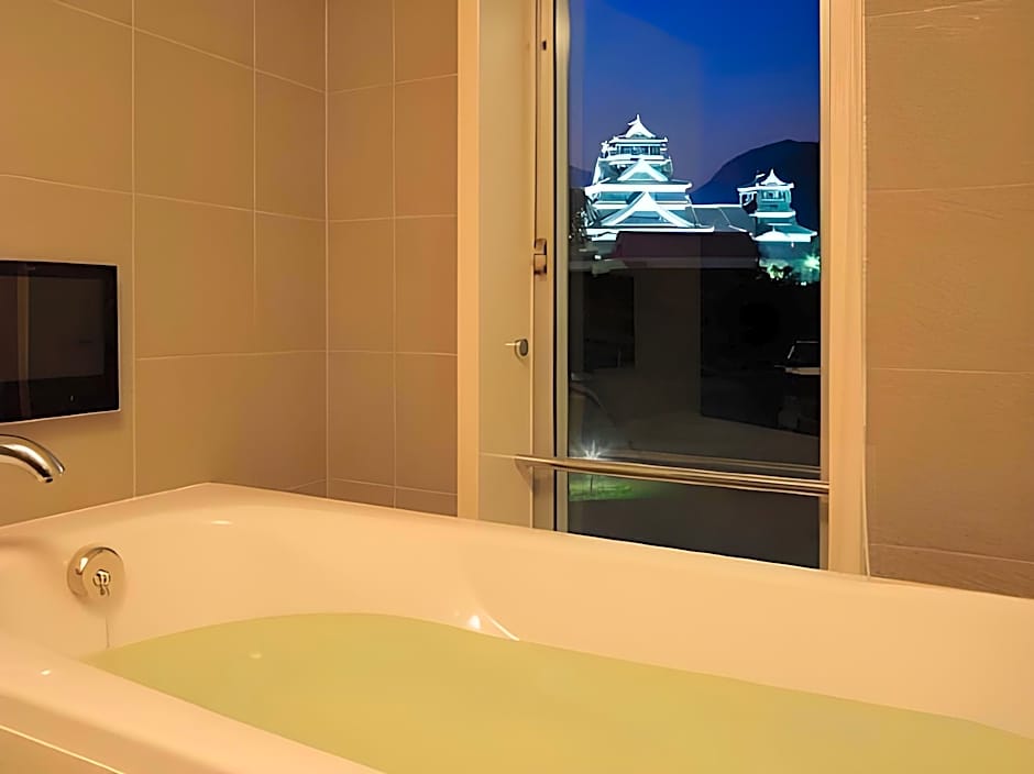 Kumamoto Hotel Castle