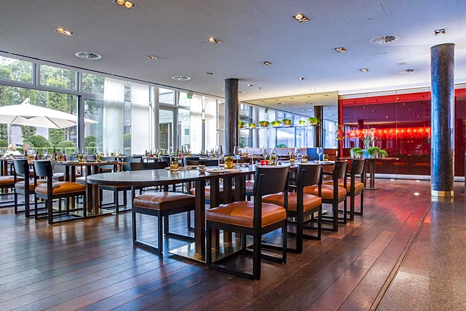 Radisson Blu Media Harbour Hotel, Düsseldorf