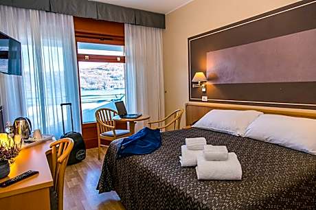 Quadruple Room with Lake View