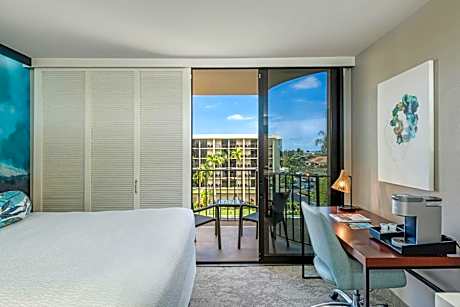 Guest room, Resort view
