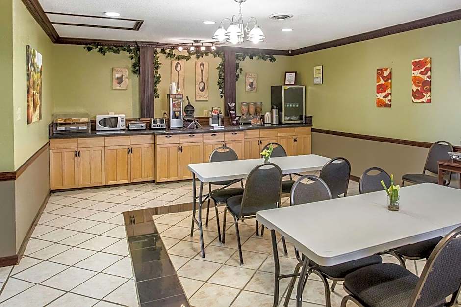 Rodeway Inn & Suites Smyrna