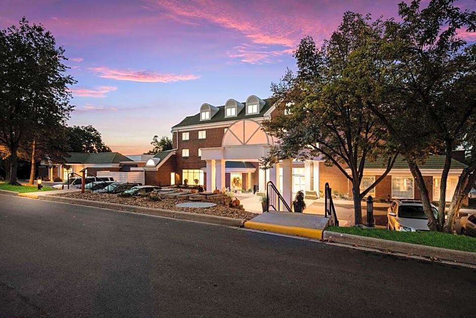 Heidel House Hotel and Conference Center, Ascend Hotel Collection
