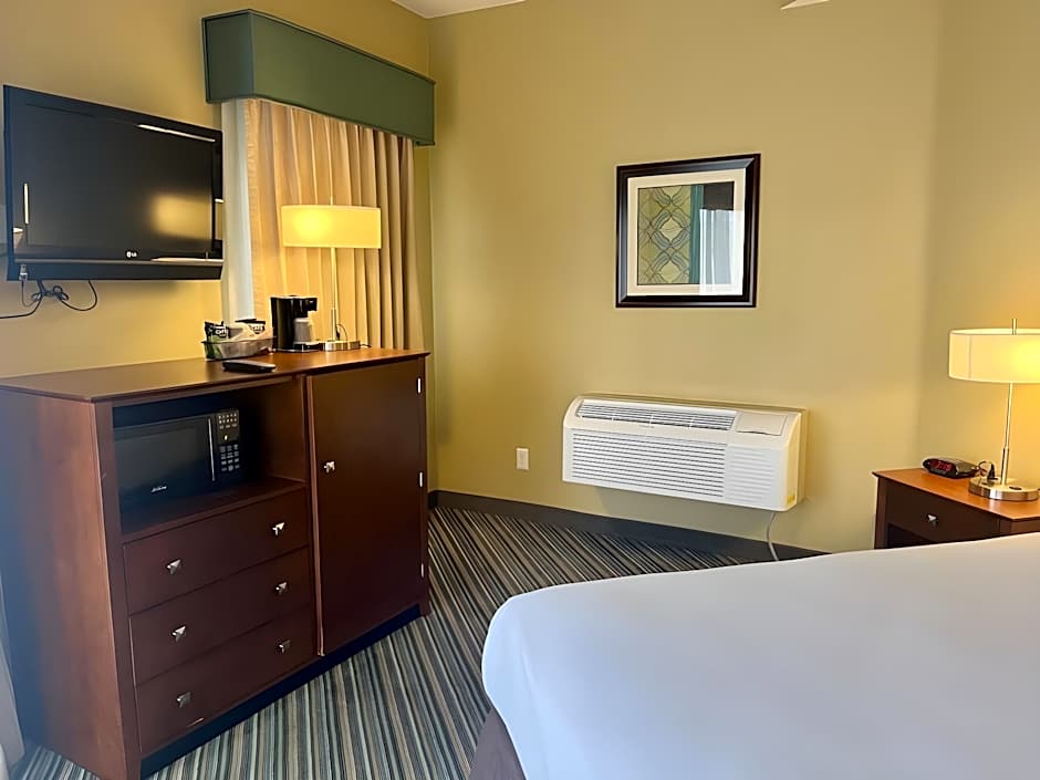 HUNTINGTON BEACH INN