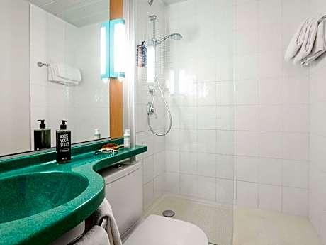 Standard Room with 1 Single Bed