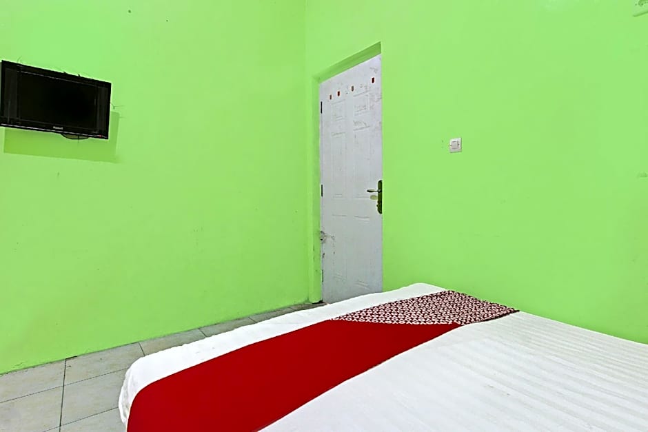 Hotel O Cahyo Kost 1
