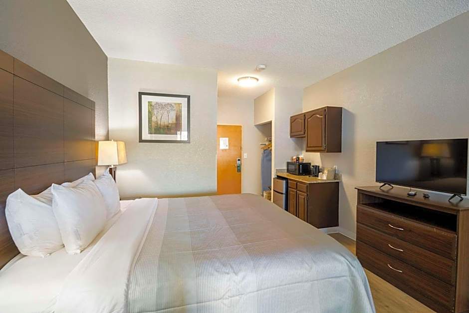 Quality Suites Hickory South