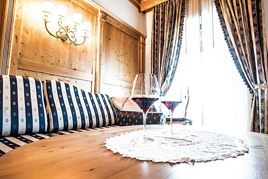 Hotel Enzian Genziana