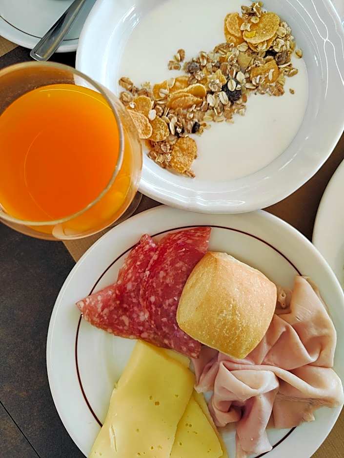 Hotel Cola Frontemare