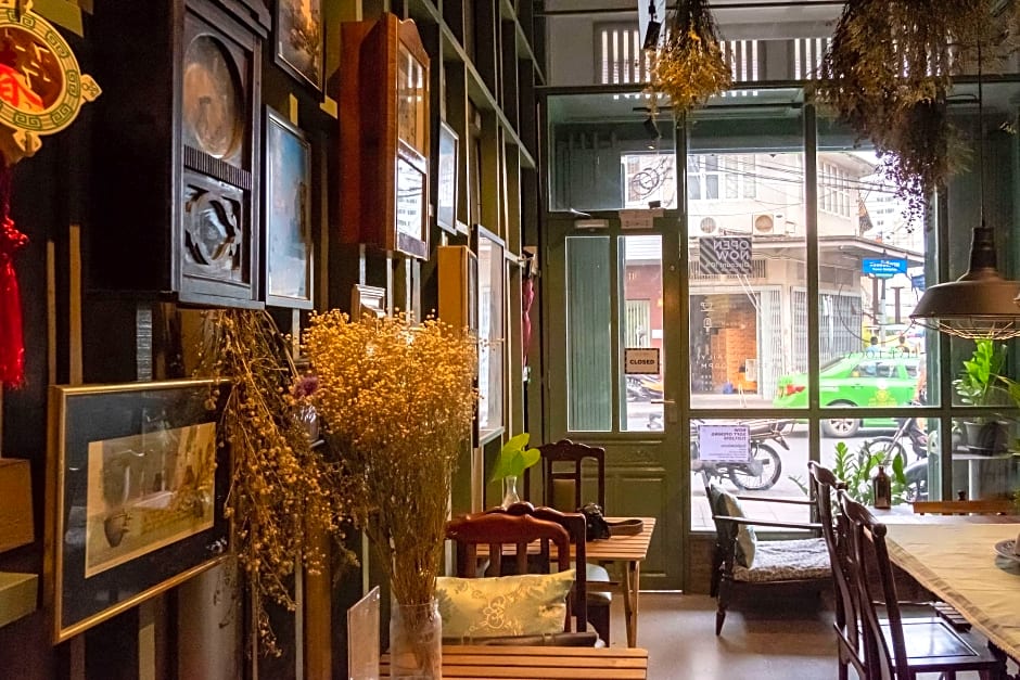 Live Local Cafe and Hotel 420 Cannabis Friendly