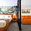 Acclaim Hotel by CLIQUE