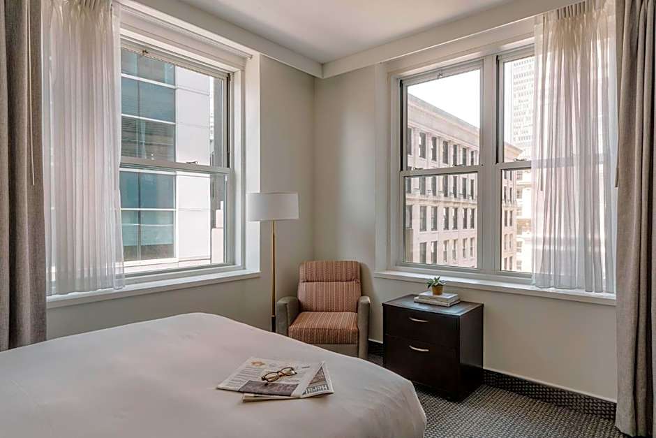 Club Quarters Hotel in Boston