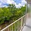Twin Mountain Inn & Suites