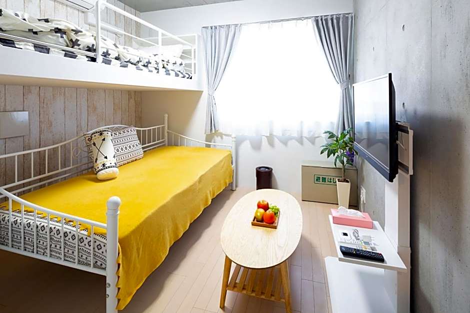 Laffitte Hirai Condominium Hotel