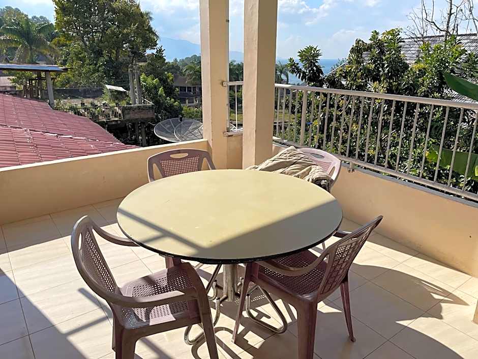 Valencia Homestay Redpartner