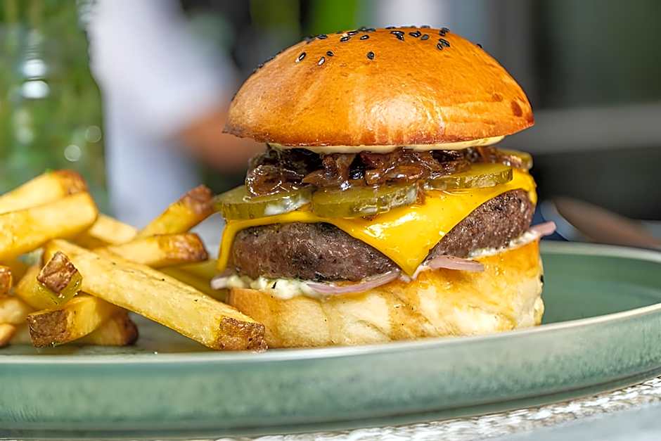 Funny Lion Puerto Princesa