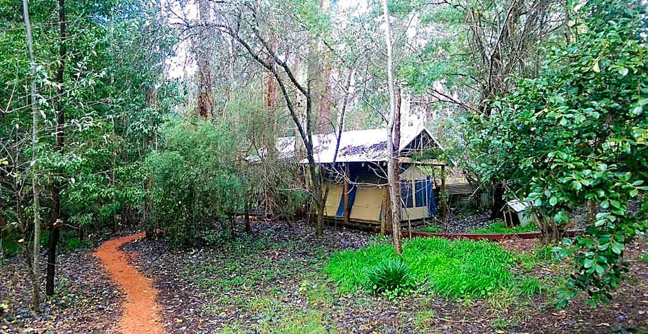 Black Cockatoo Lodge