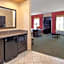 Hampton Inn & Suites Waco-South