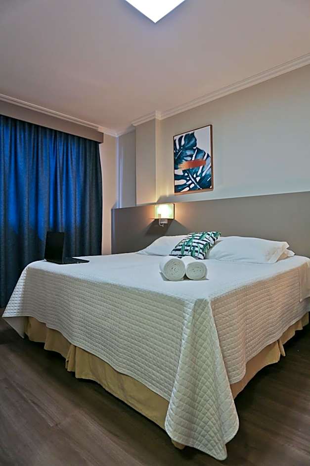 Sandri City Hotel