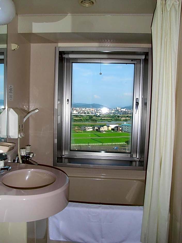 Hotel New Green Tsubame Sanjo