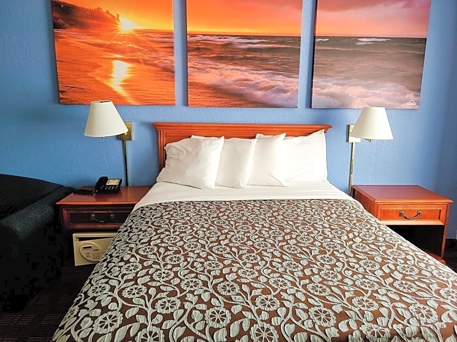 Days Inn by Wyndham Holland