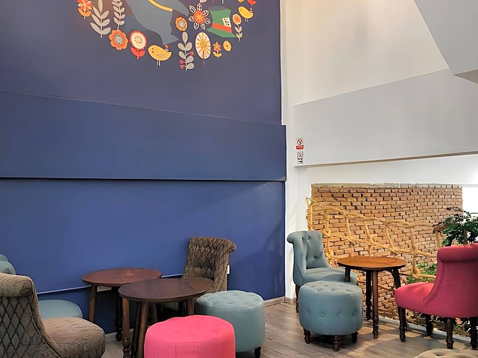 Hide and Seek Boutique Hometel