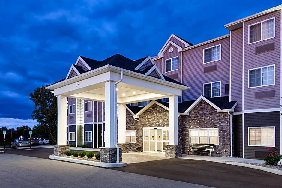 Microtel Inn & Suites by Wyndham Farmington