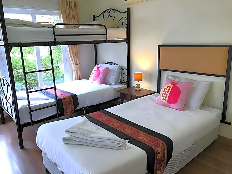 Baan Talay Samran Villa